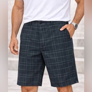 Quiksilver Men's Dark Gray Checkered Shorts Size 34